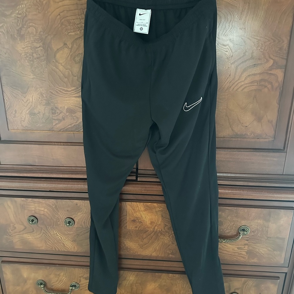 NWOT Nike Soccer Training Warm Up Pants